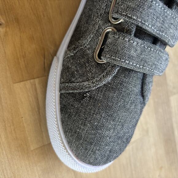 Fabkids Casual School Shoes Easy closure Multi Strap Sneaker Grey size US 4 - Picture 5 of 12